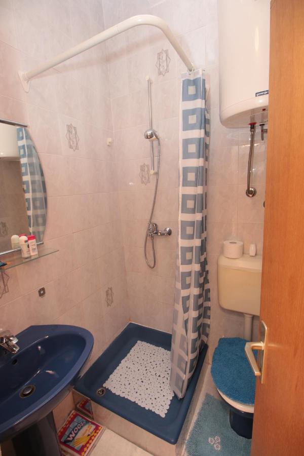 Apartmani Damir Livajic Omis Bagian luar foto